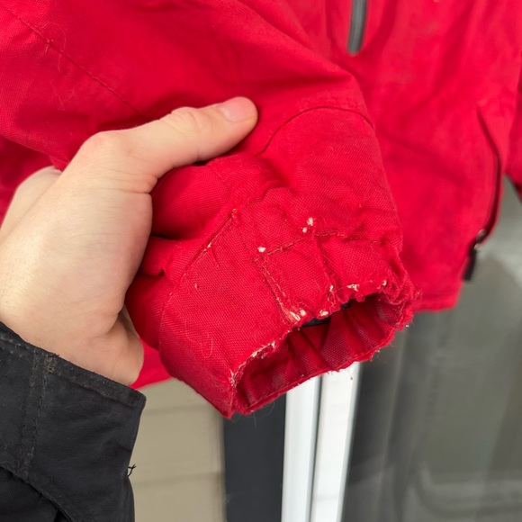 Red The North Face waterproof ski jacket kid #skiing - Picture 5 of 7